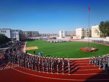 潢川县实验中学七八年级军训汇报演出